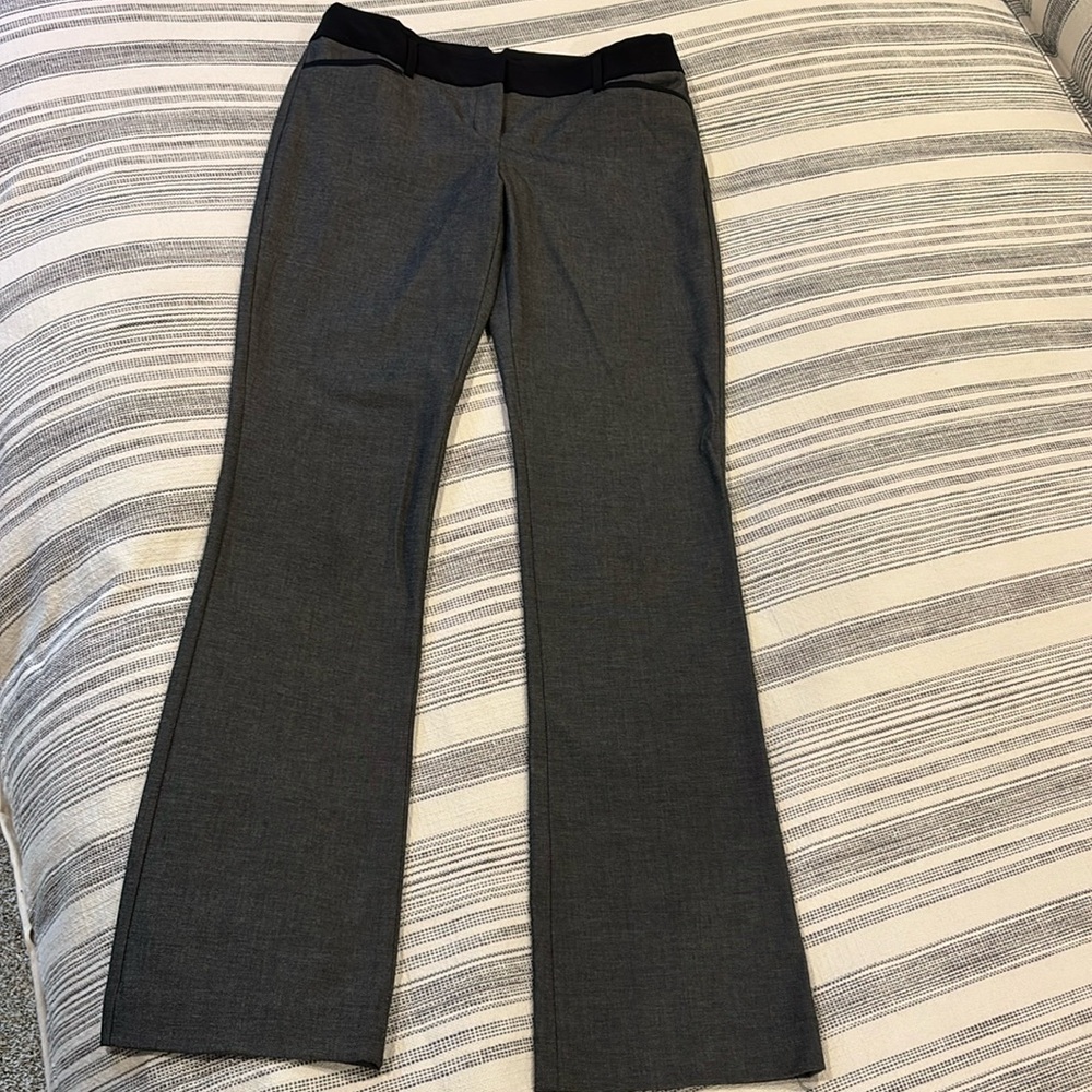 Express Columnist dress pants 
Size 4R